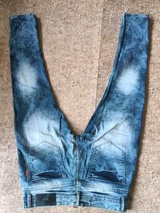 Stylish Blue Washed Jeans