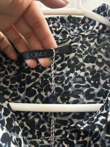 ONLY Chic Animal Print Tunic Dress