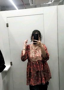 Embroidered Floral Kurta