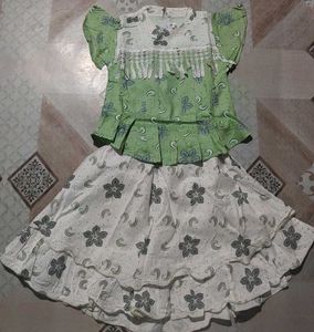 Girls Frock &Top Size-32