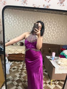 Stunning Purple Embellished Gown❤️🎀