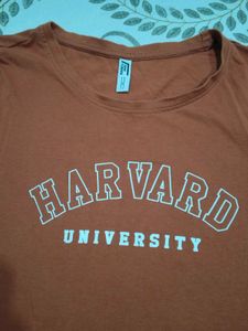 Harvard University tee