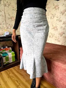 Stylish Grey Fishtail Midi Skirt