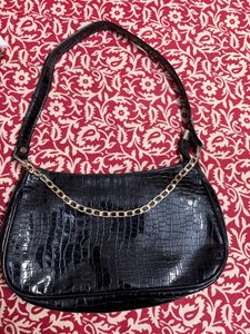 Chic Black Croc Embossed Bag - 🇹🇭 Thail