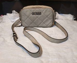 100% Authentic Guess  crossbody Bag