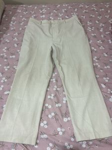 UNIQLO New Classic Beige Trousers