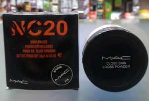 M.A.C NC20 Mineralize Foundation Loose Powder