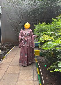 Elegant dress for carnival