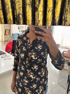 Stylish Black Floral Kurta