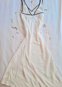 Elegant White with blue trim slip dress 🎀