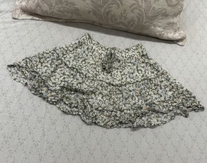 Flowy Floral Ruffle Skirt