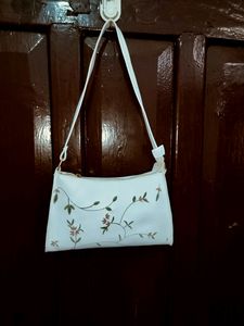 Trendy White Shoulder Bag