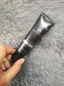 The Man Company Charcoal Tan Removal Face Scrub fo