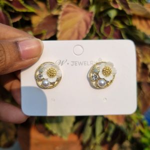 Camelia With Stones And Pearls Korean Studs