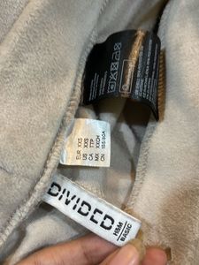 H&amp;M Beige Velvet trousers