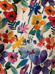 Vibrant Floral Print Crop Top