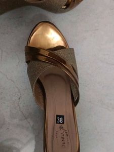 Elegant Jenill Gold Heels