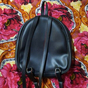 Black Cute &amp; Stylish Backpack