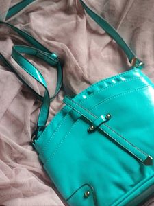 Stylish Teal Crossbody Bag