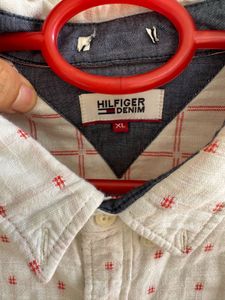 Men's Casual Button-Up Shirt