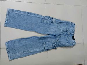 Wide Leg Cargo Jeans
