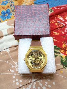 Gold "Super Speed" Watch