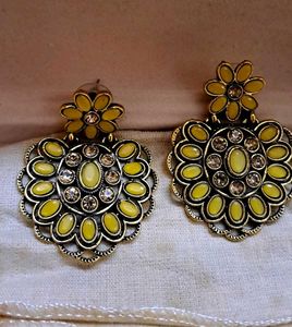Exquisite Yellow Stone Studded Earrings