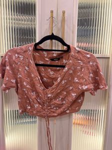 Cute Floral Ruched Crop Top