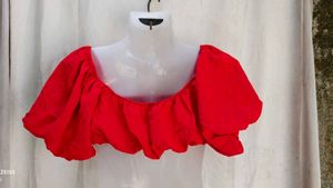 red crop top
