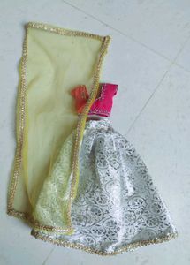 only one traditional Dolls  dress