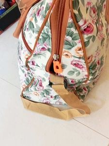 Floral Print Travel Bag