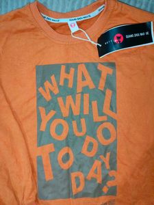 Graphic Orange Sweatshirt