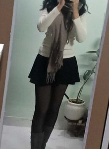 Chic Black Skirt