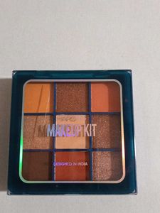 Mars Makeup Kit - Eyeshadow Palette