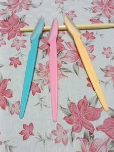 Facial Razors (Set of 3)