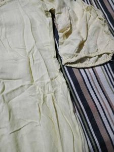 Elegant Yellow Kurta with Lace Detail