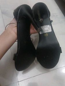 Black Heeled Sandals