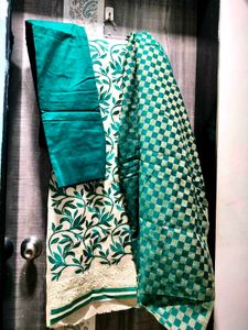 Embroidered Kurta Fabric Set