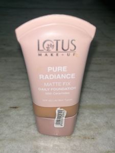 Lotus Make-Up Foundation