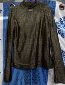 Sparkly Gold Mock Neck Top with jeans