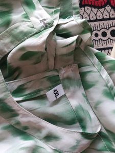Green Floral Print top
