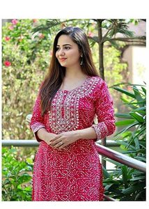 Beautiful Pink Bandhani Kurta Set