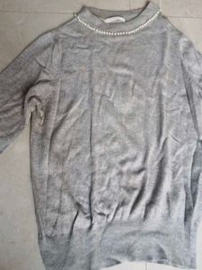Elegant Gray Pearl Embellished Knit Sweater