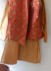 Men's Ethnic Kurta Set with Nehru Jacket