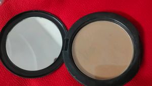 Maybelline New York Fit Me 12Hr Oil Control Compact SPF 28 - 220 Natural Beige (8g)