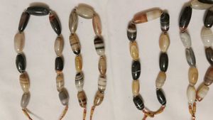 Unique onxl   Stone Beaded Necklace