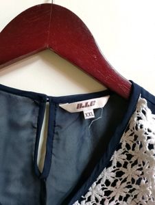 Navy Lace Collar Sleeveless Top