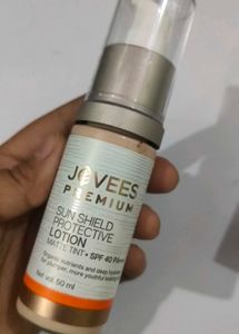 Jovees Sun Shield Protective Lotion
