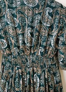 Elegant Paisley Print Maxi Dress