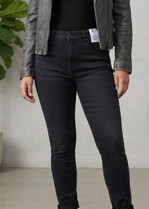 Black Jeans